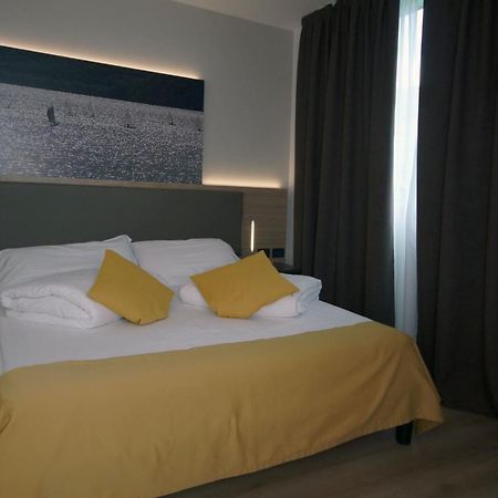 Ambassador Suite Hotel Riva del Garda Exterior foto